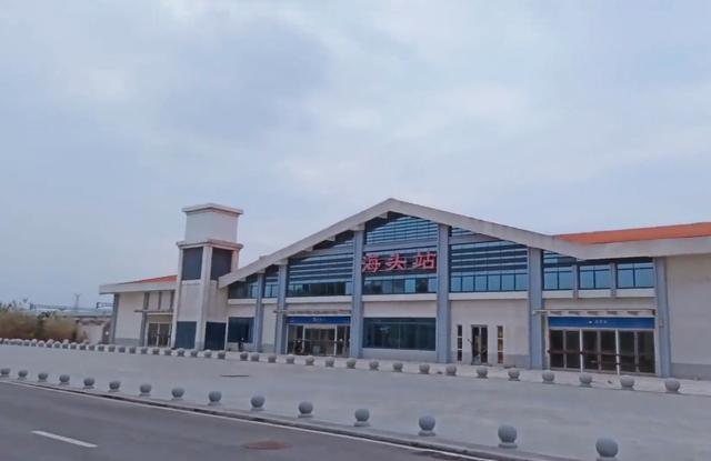 高铁站建而不用 官方:开通亏损严重