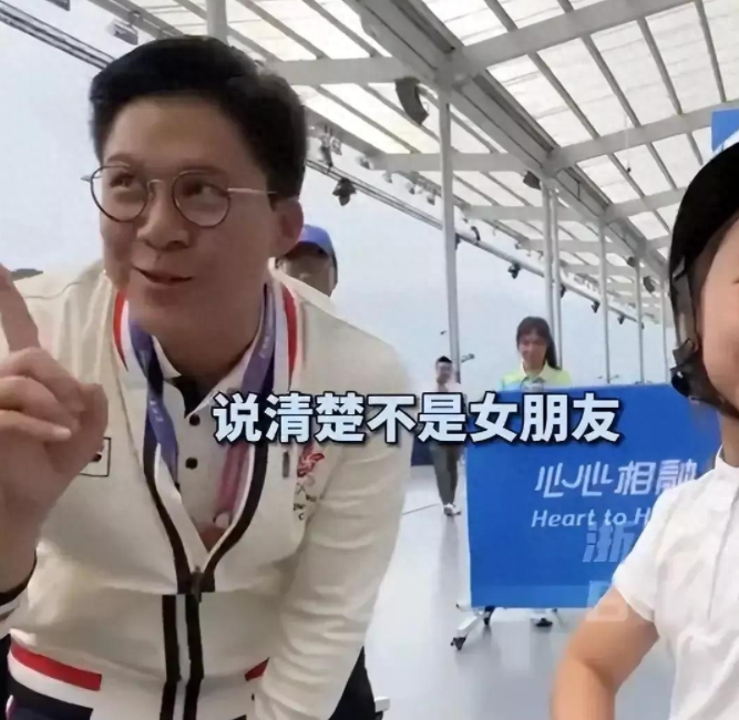 熊导航报道：盘点国庆节五大热点事件：温州舅妈堵心，最后一件让人痛心