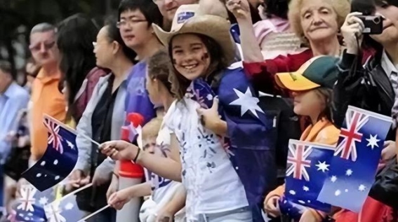 走出国门的潮流：中国人纷纷迈向国际舞台的背后