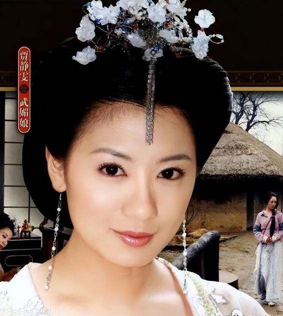 贾静雯：爱与奋斗的人生旅程