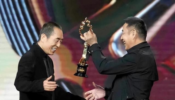 明星的爱情走向：宛宛类卿的“巧合”？