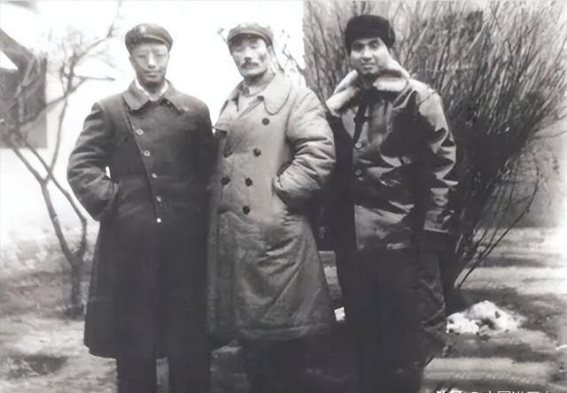 百年白花胡子，孙毅将军的亲民情怀