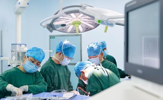 西安秦皇医院成功治疗罕见全脊髓空洞症患者