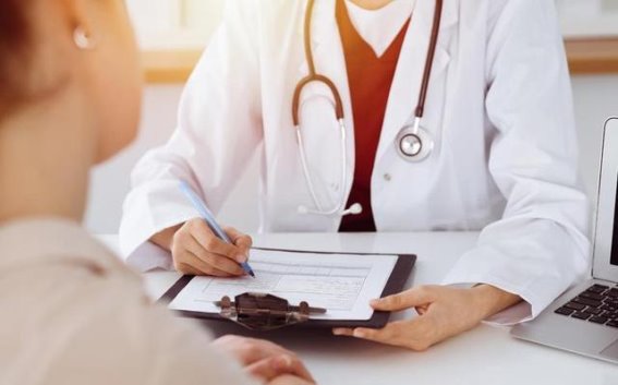 肝病患者可以常喝茶吗？医生的忠告和日常习惯提醒