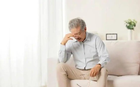 胆固醇高点并非都是坏处？应该如何正确控制胆固醇？