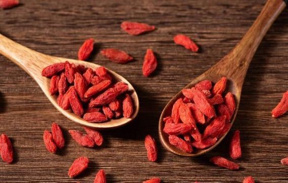 冬季菊花茶：养肝明目，清热去火，驱散湿气