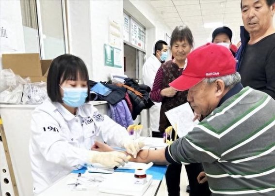 老年人血压升高的隐性原因与生活方式调整