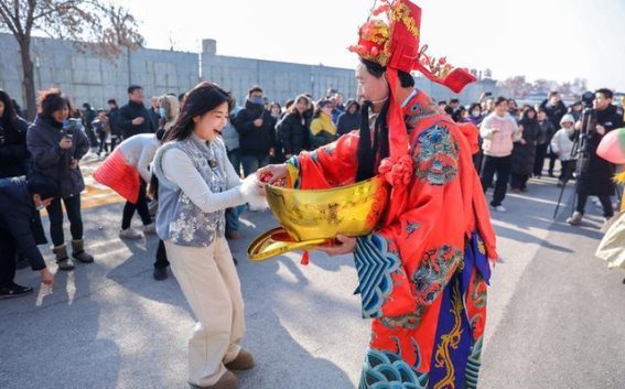 自驾零公里点：曲阜文化传承的新起点