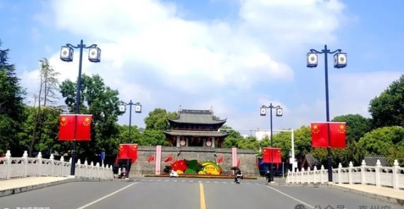 仪征浴堂巷成为扬州精品街区的典范