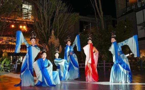 第二届临邛古城生活节：新春文化的盛大庆典