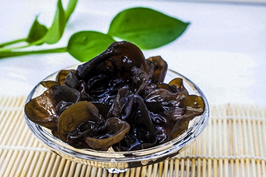 5787cf3b1da8453496ebac0c5668c939~tplv-tt-origin-asy2_5aS05p2hQOa2iOi0ueaWh-aRmA==[1].jpg