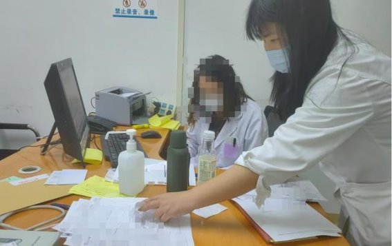 一名精神科医生的32小时