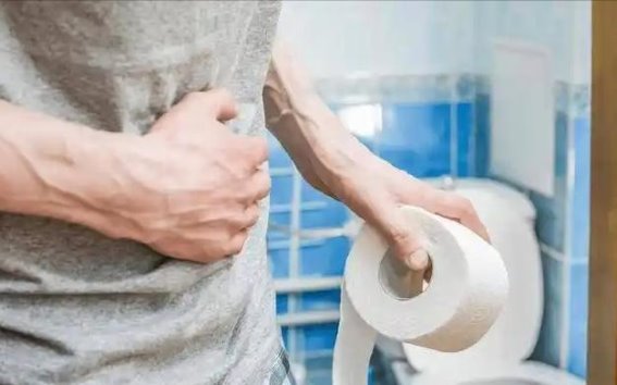 刚小便完又想去？医生忠告：多半是这几个原因导致的，千万别大意