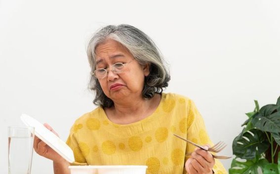 肝癌早期症状不容忽视，3种变化或是肝脏在求救
