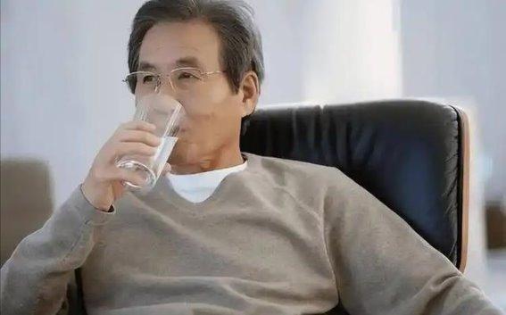 冬季肺气肿患者的4个生活细节：这些做法不可忽视