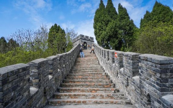 洛带古镇：传承千年客家文化的西部名镇