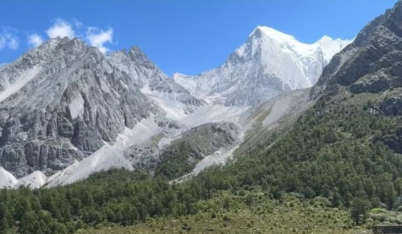 探索四川的魅力——一个金牌导游带你走进天府之国