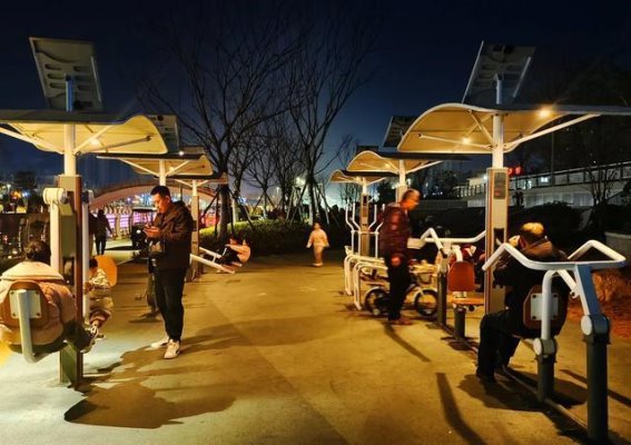 在小沙河的夜，邂逅如苏杭般的诗意