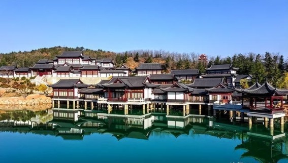 齐鲁1号旅游列车：开启威海魅力之旅